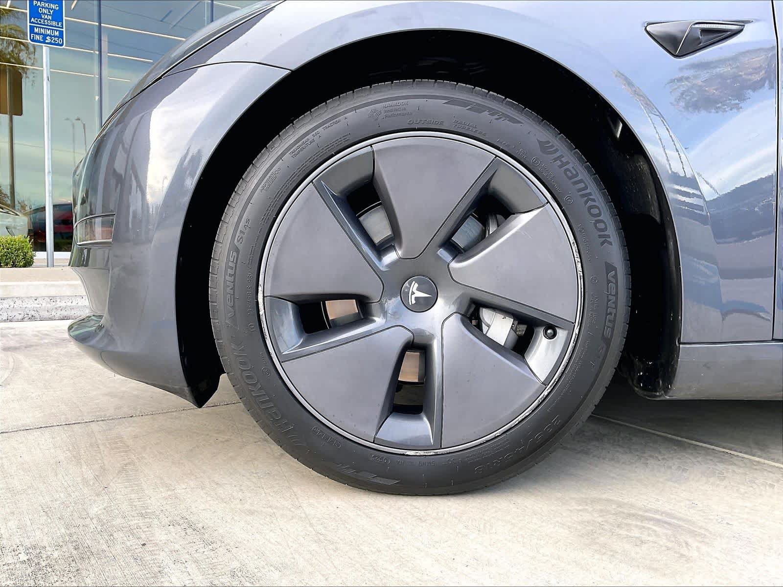 Used 2023 Tesla Model 3 Standard Range RWD image 11