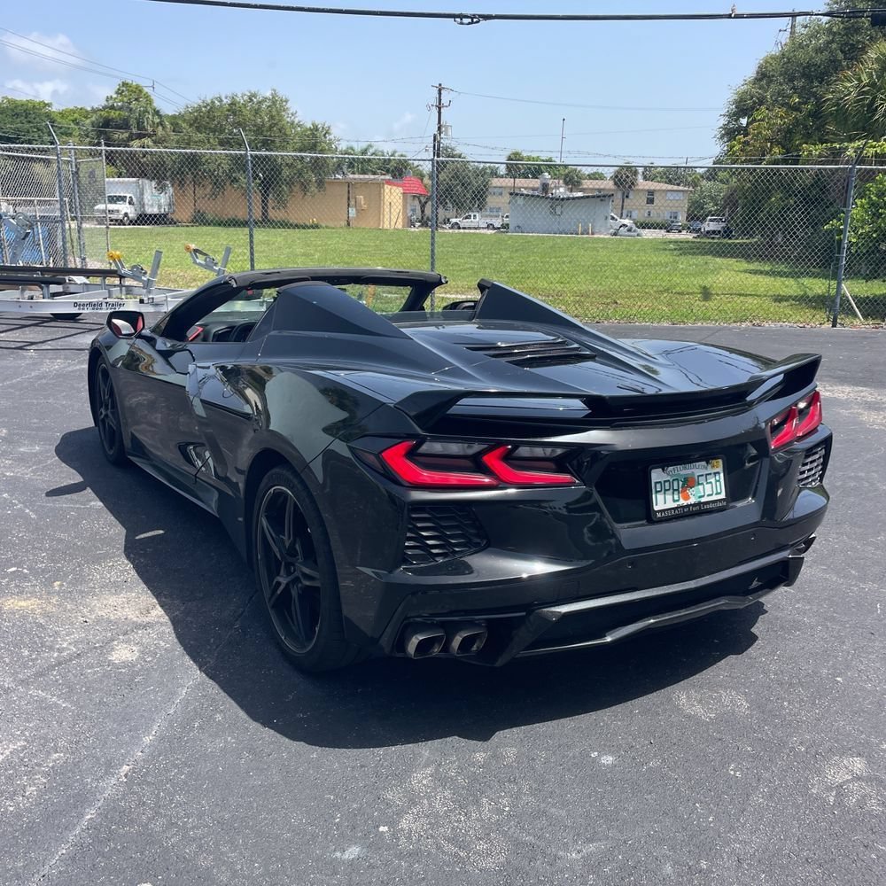 Used 2021 Chevrolet Corvette Stingray Premium Conv w/ Z51 Performance Package RWD image 6