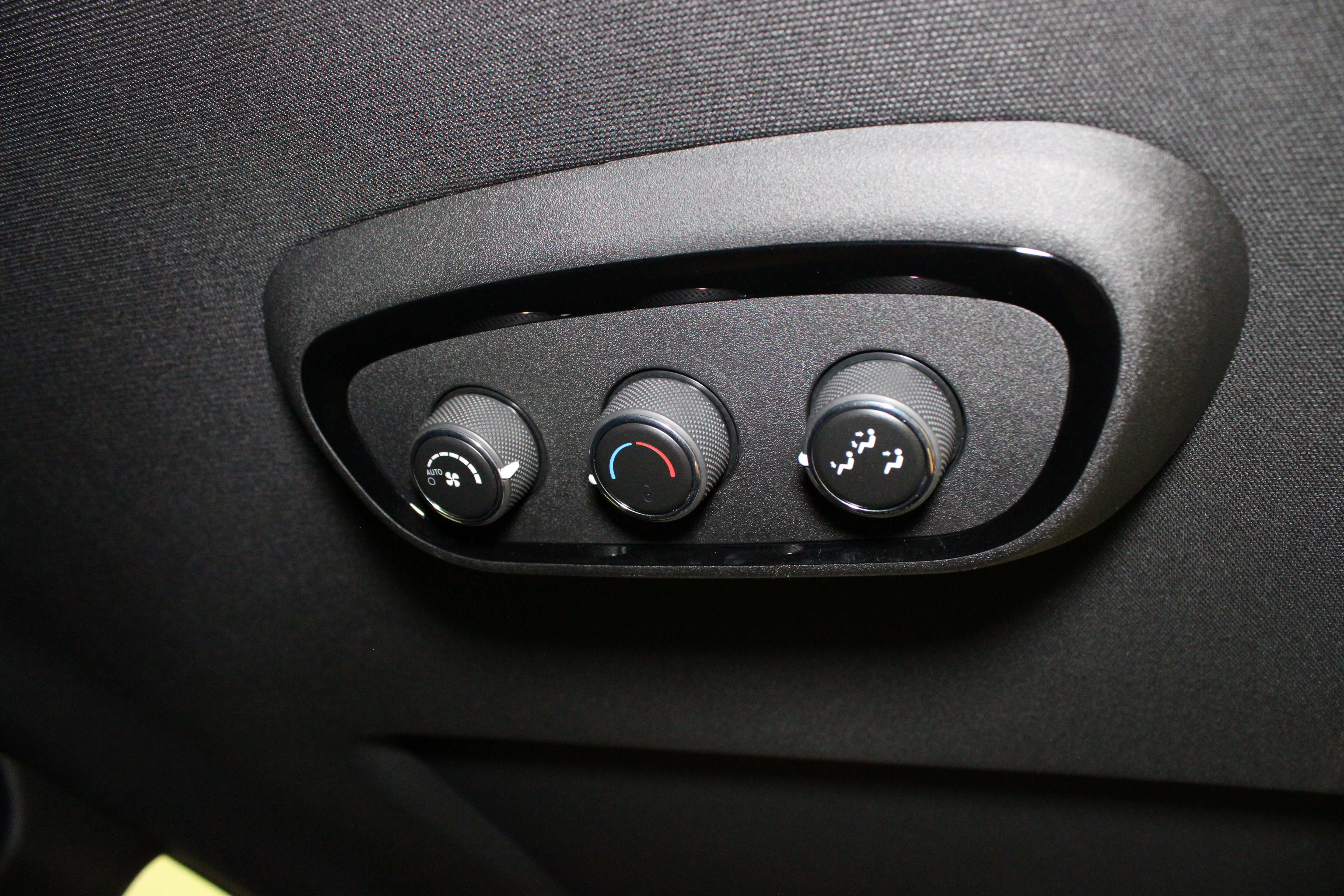 Used 2023 Dodge Durango GT RWD image 20
