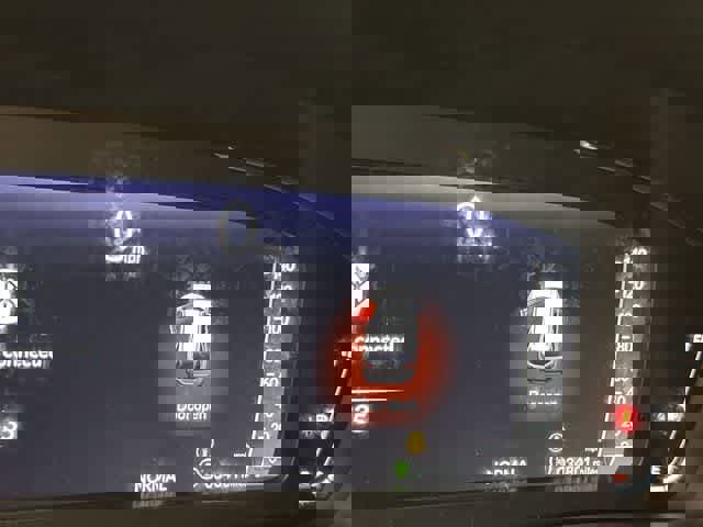 Used 2025 Honda Pilot Black Edition image 16