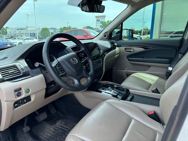 Used 2021 Honda Pilot Touring image 11