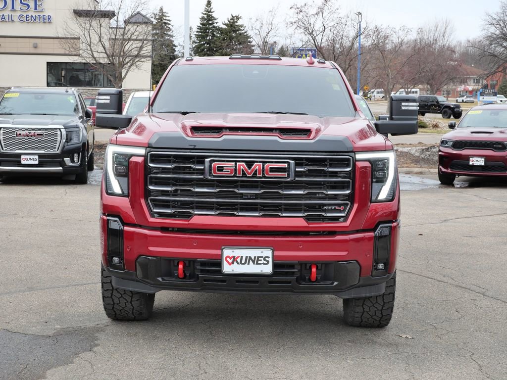 Used 2025 GMC Sierra 2500 AT4 w/ AT4 Premium Plus Package image 2