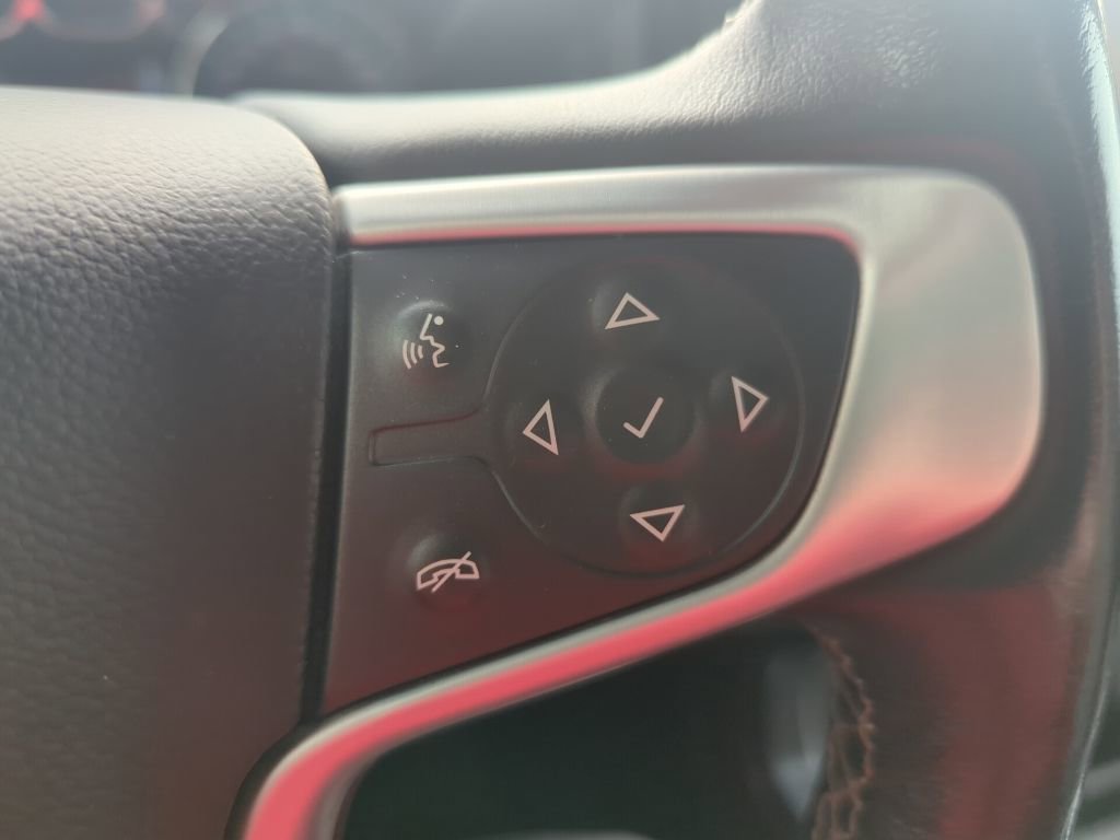 Used 2018 GMC Sierra 1500 SLT w/ SLT Premium Package image 44