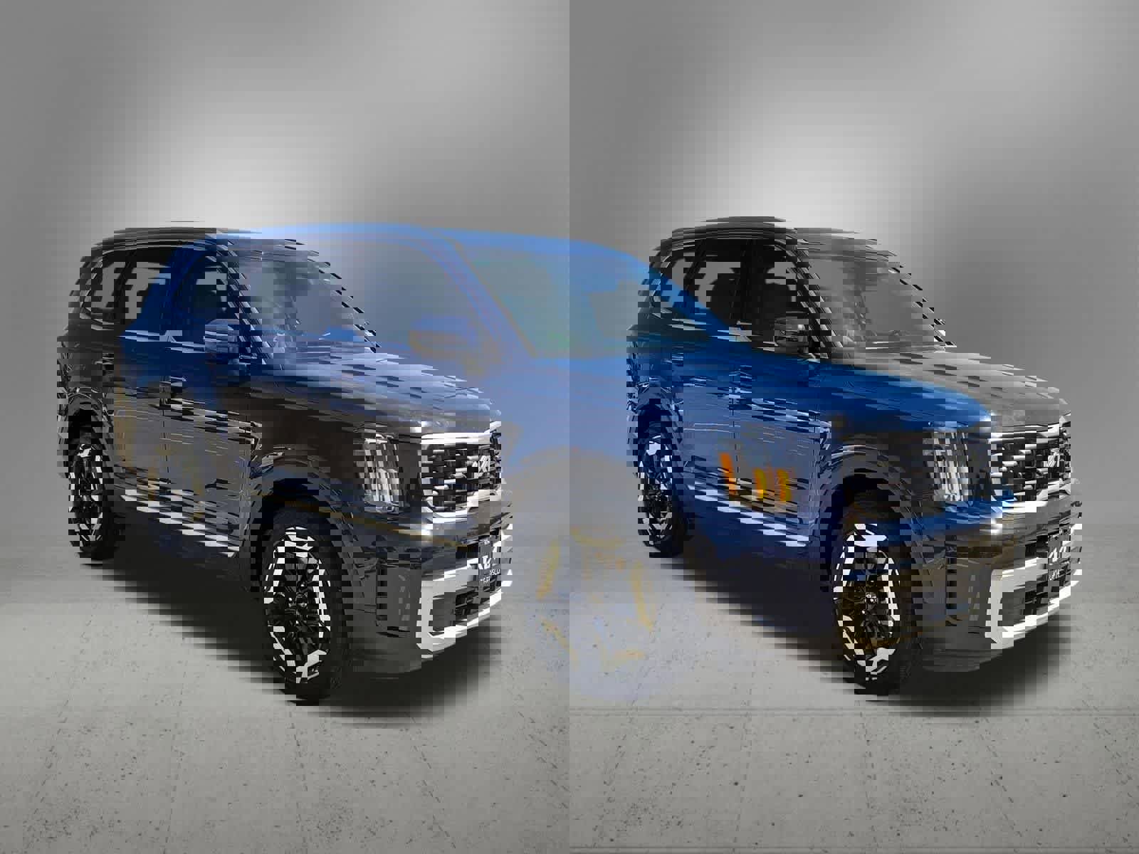 Used 2024 Kia Telluride S w/ S Sunroof Package image 8