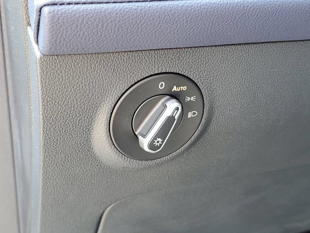 New 2026 Volkswagen Taos SEL AWD/4WD image 21