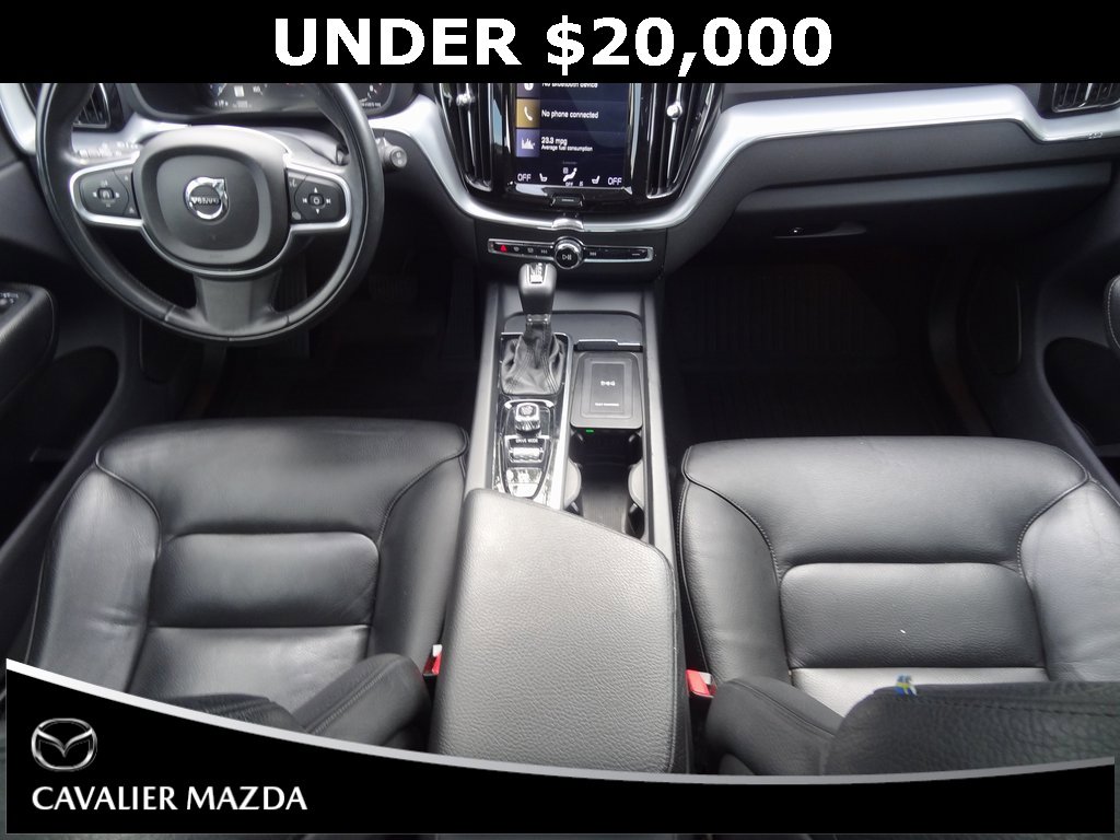 Used 2018 Volvo XC60 T6 Momentum w/ Convenience Package image 18