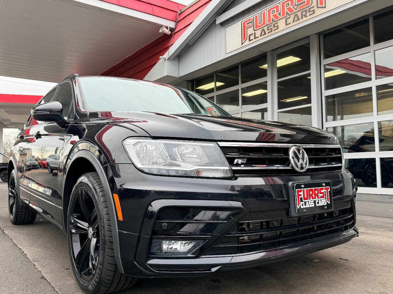 Used 2019 Volkswagen Tiguan SEL Premium R-Line image 13