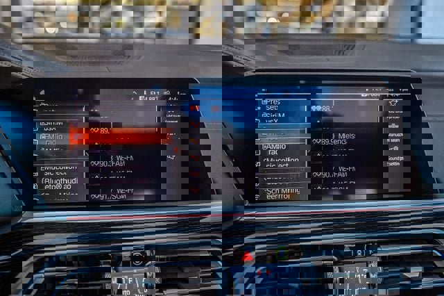 Used 2019 BMW X7 xDrive40i w/ Premium Package image 23