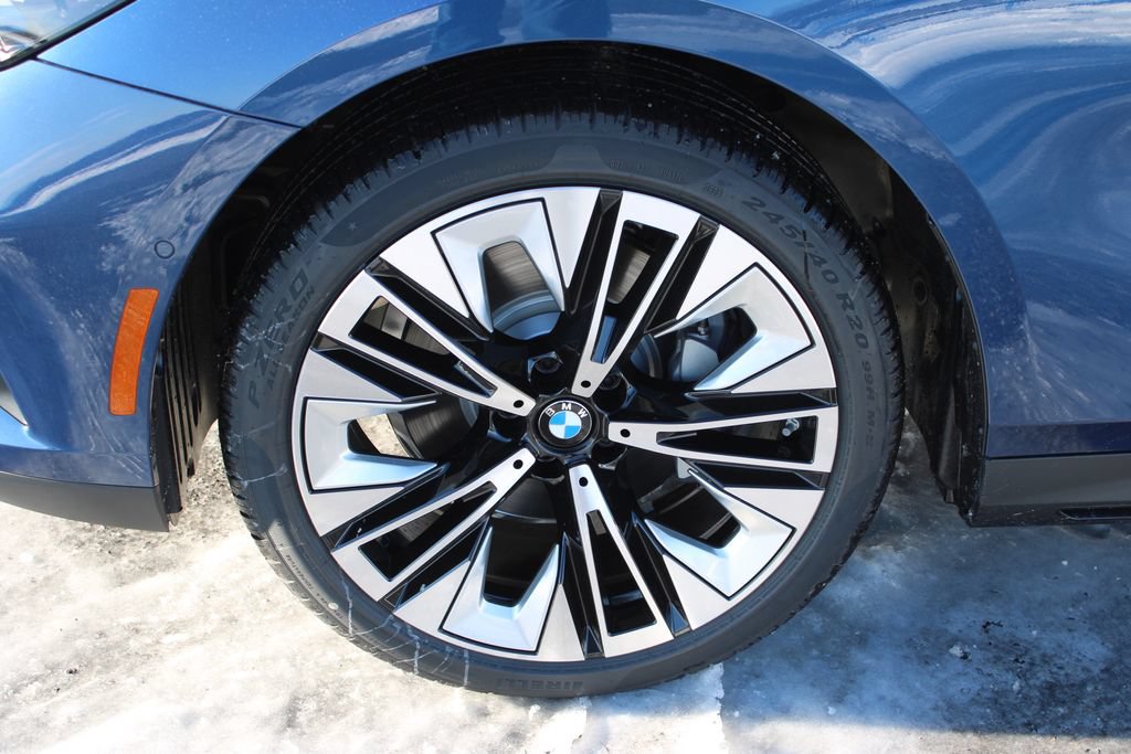 New 2026 BMW 530i xDrive AWD/4WD image 35