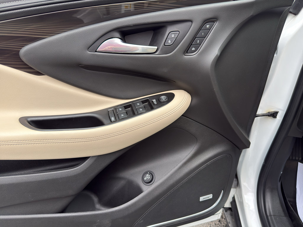 Used 2019 Buick Envision Premium w/ Driver Confidence Package AWD/4WD image 10