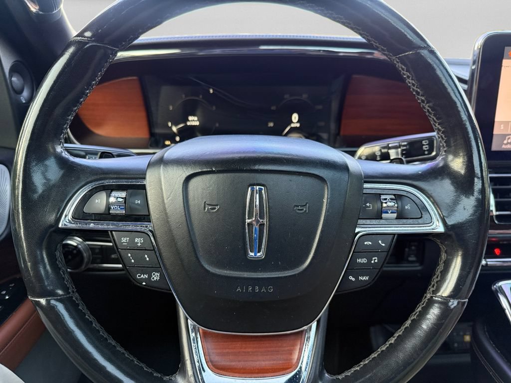 Used 2018 Lincoln Navigator L Reserve w/ Technology Package AWD/4WD image 18