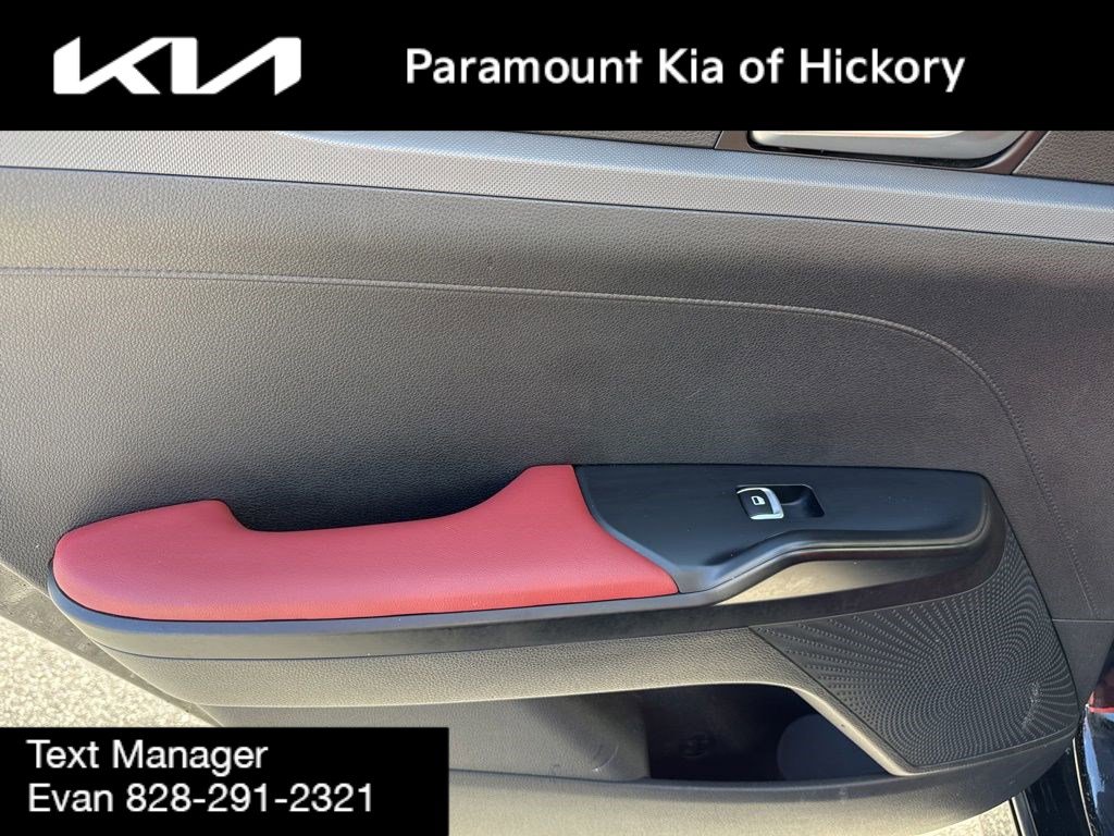 Used 2023 Kia K5 GT-Line image 11