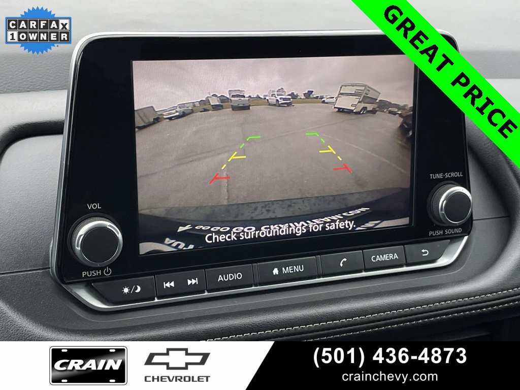 Used 2024 Nissan Rogue S image 17