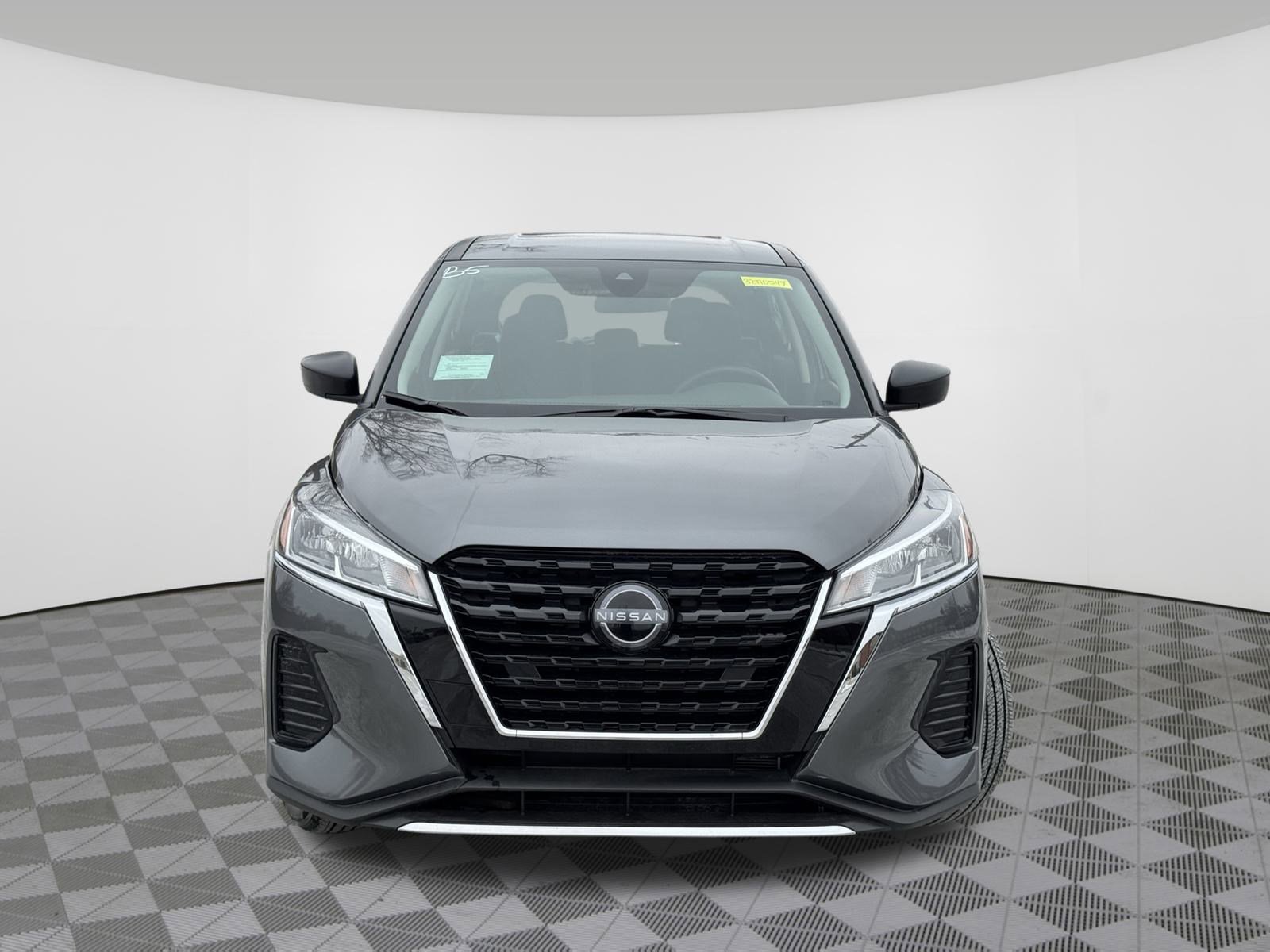 Used 2025 Nissan Kicks Play S image 18