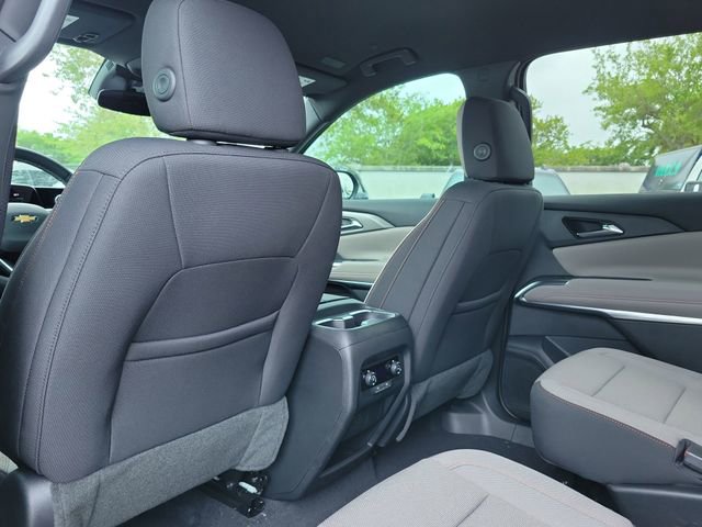 New 2026 Chevrolet Traverse LT image 8