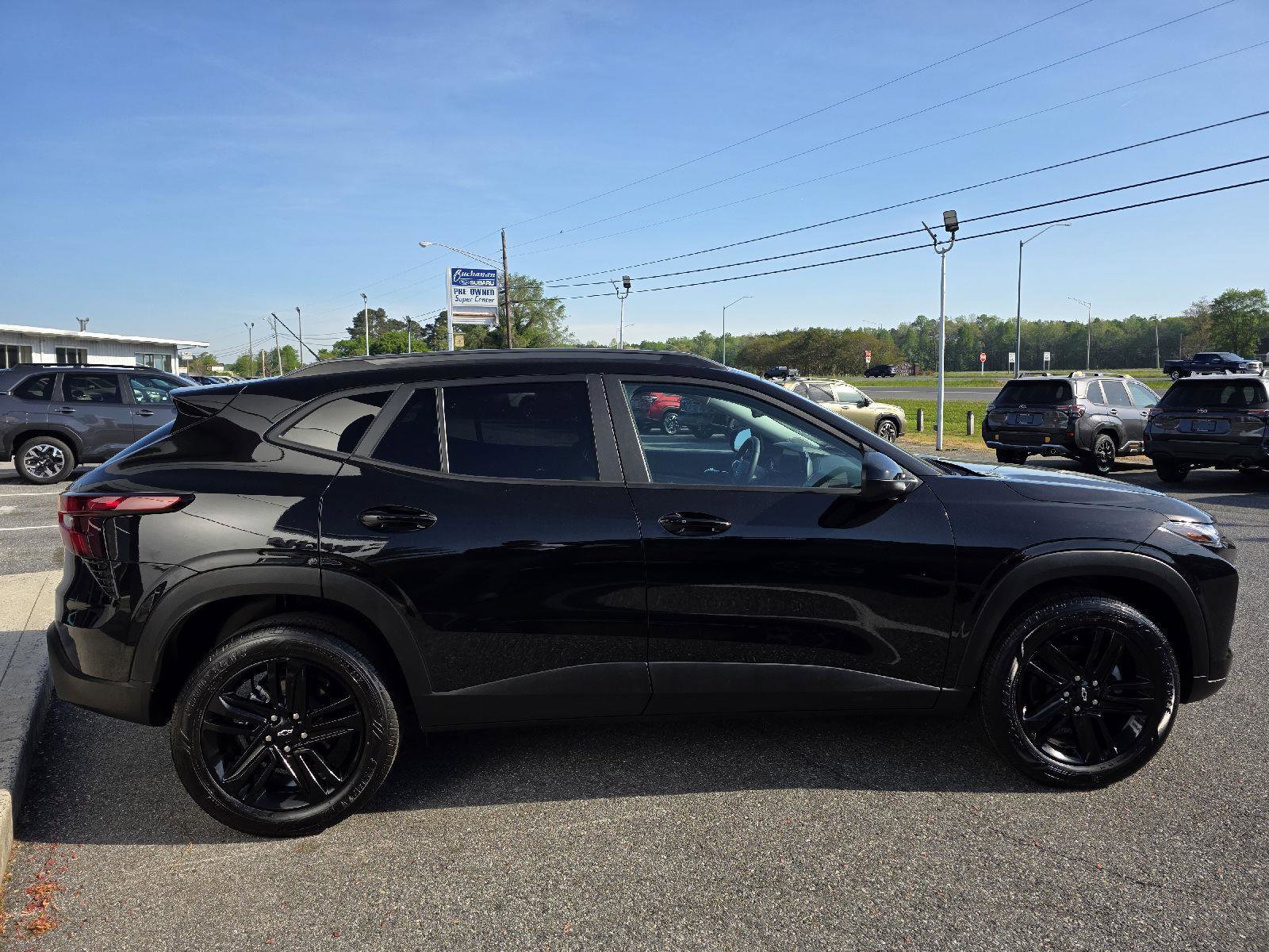 Used 2024 Chevrolet Trax ACTIV FWD image 4