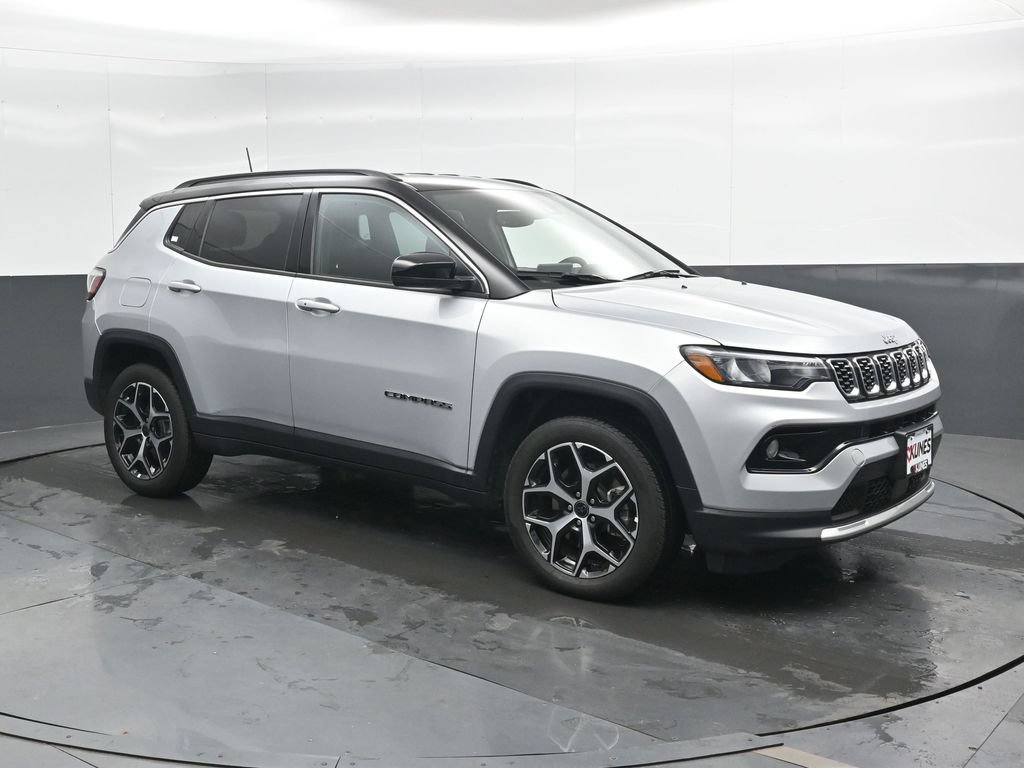 Used 2025 Jeep Compass Limited AWD/4WD image 5