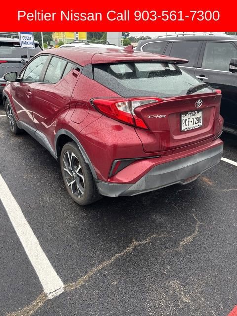 Used 2018 Toyota C-HR XLE FWD image 3
