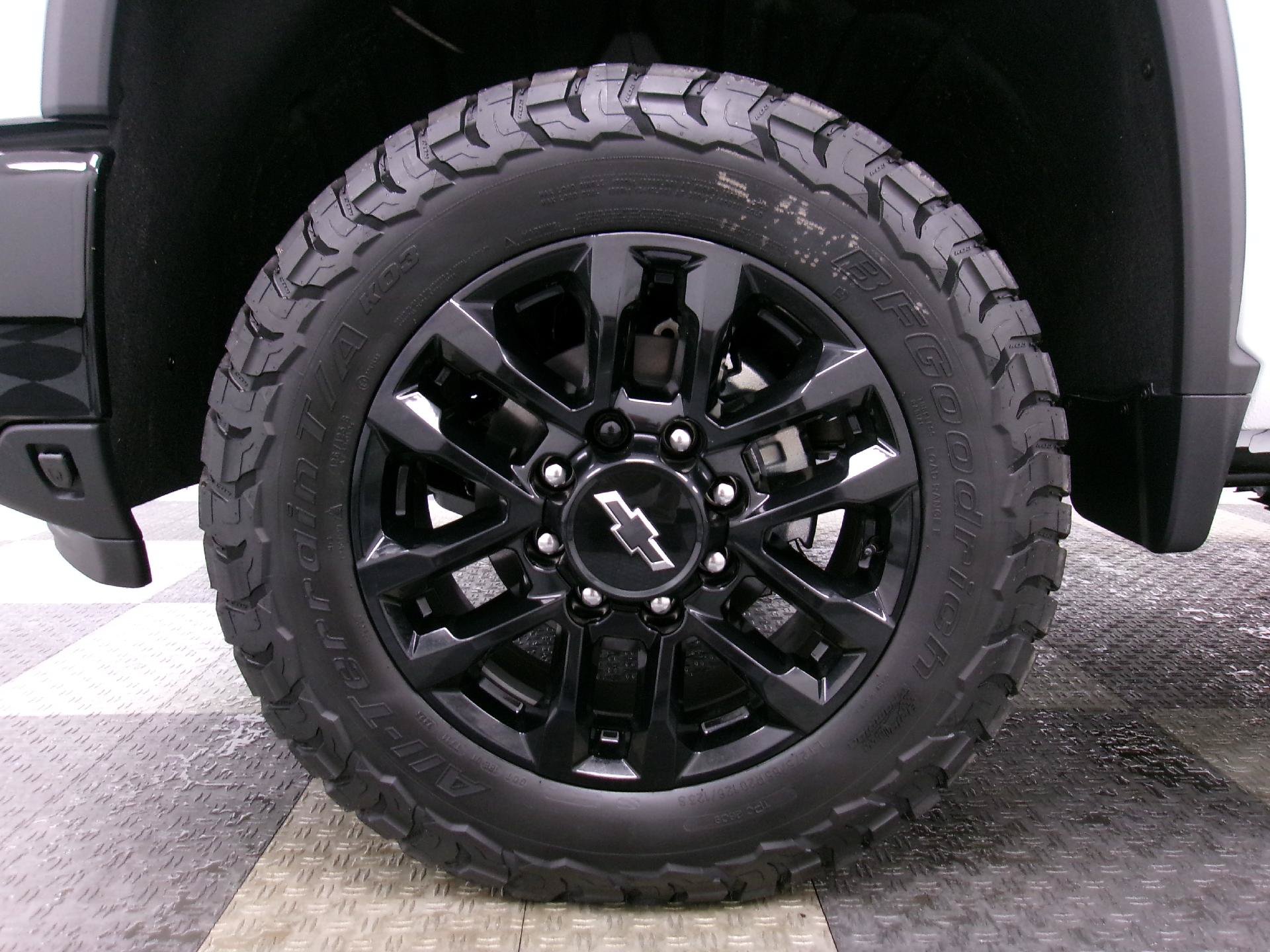 New 2026 Chevrolet Silverado 2500 LTZ AWD/4WD image 16