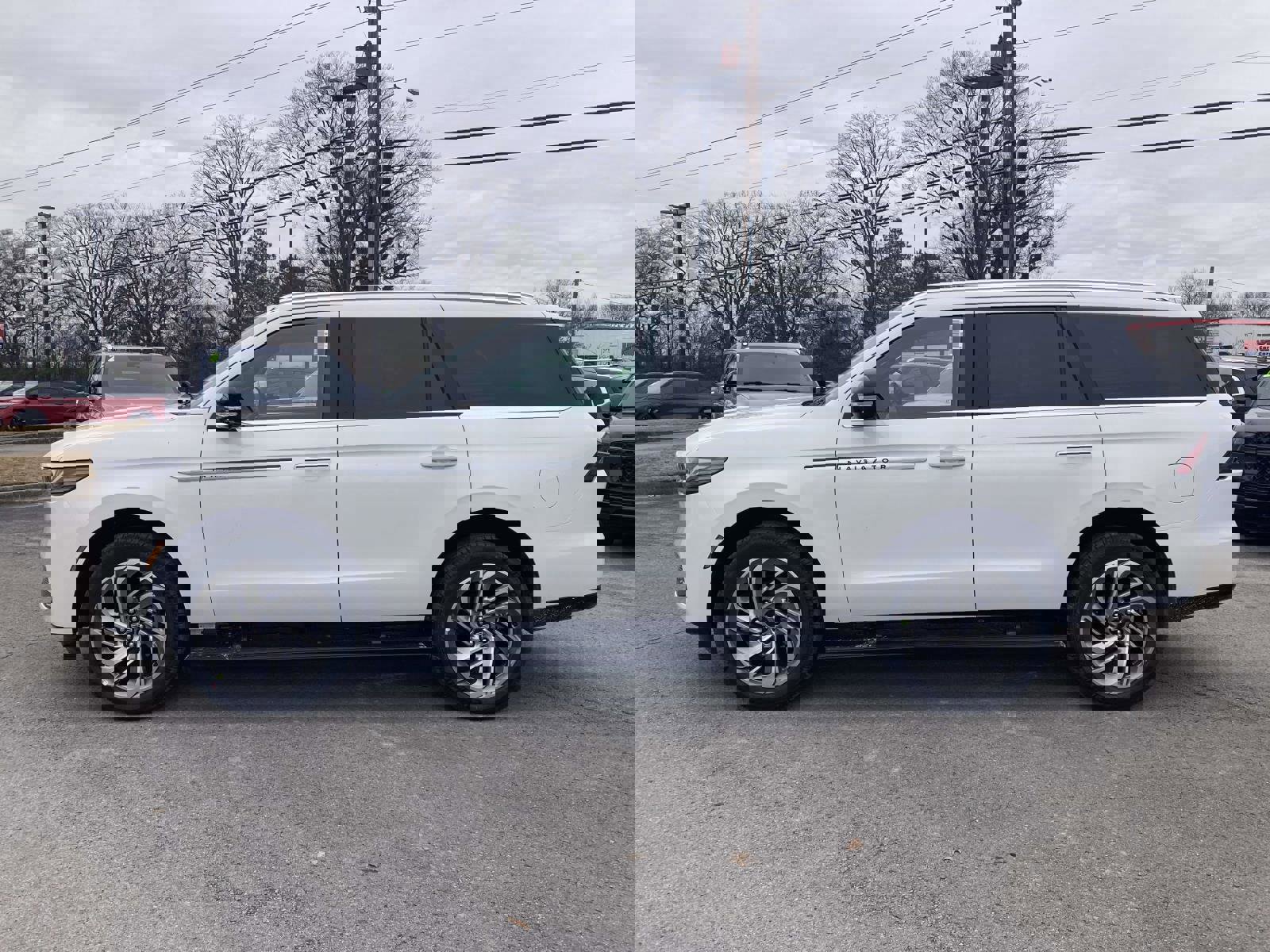 New 2025 Lincoln Navigator Reserve image 8