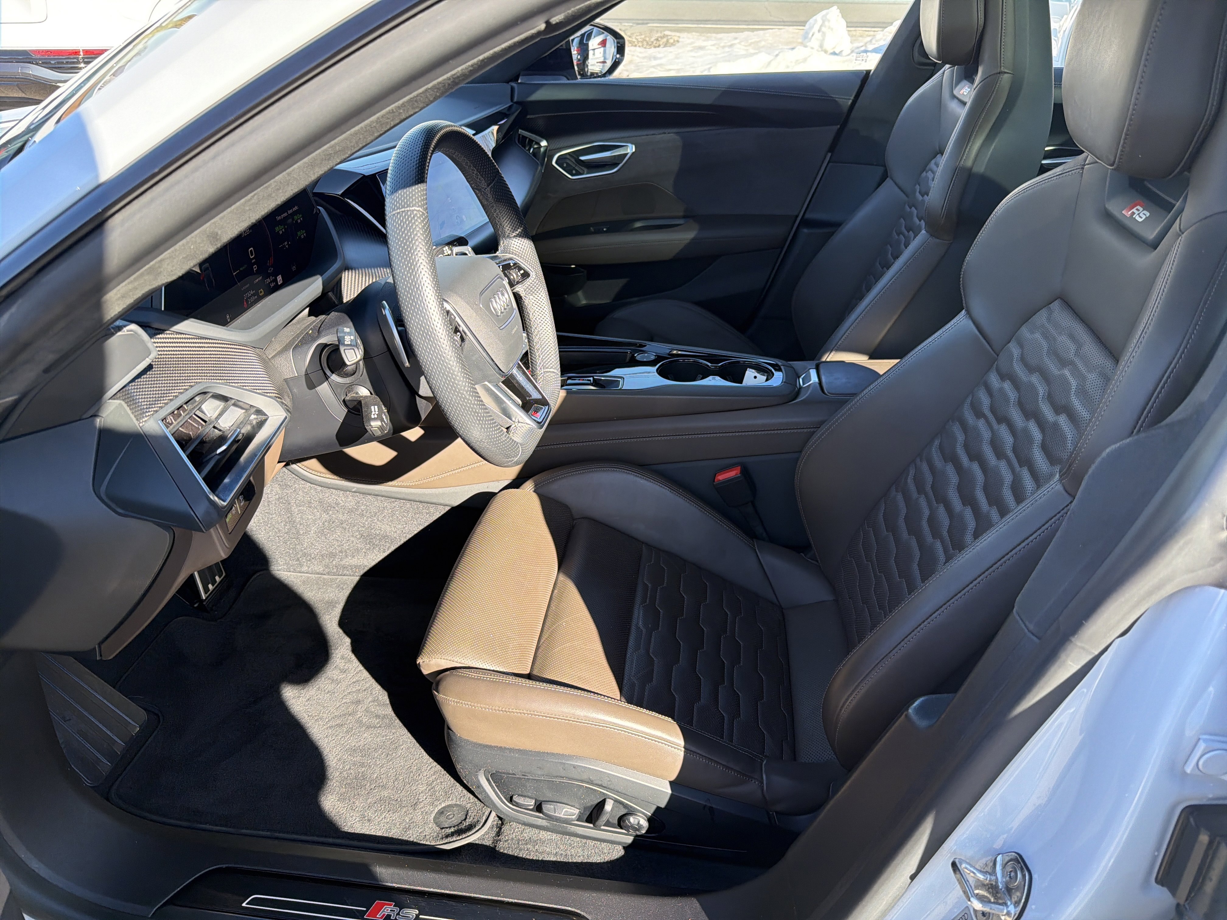 Certified 2024 Audi RS e-tron GT AWD/4WD image 6