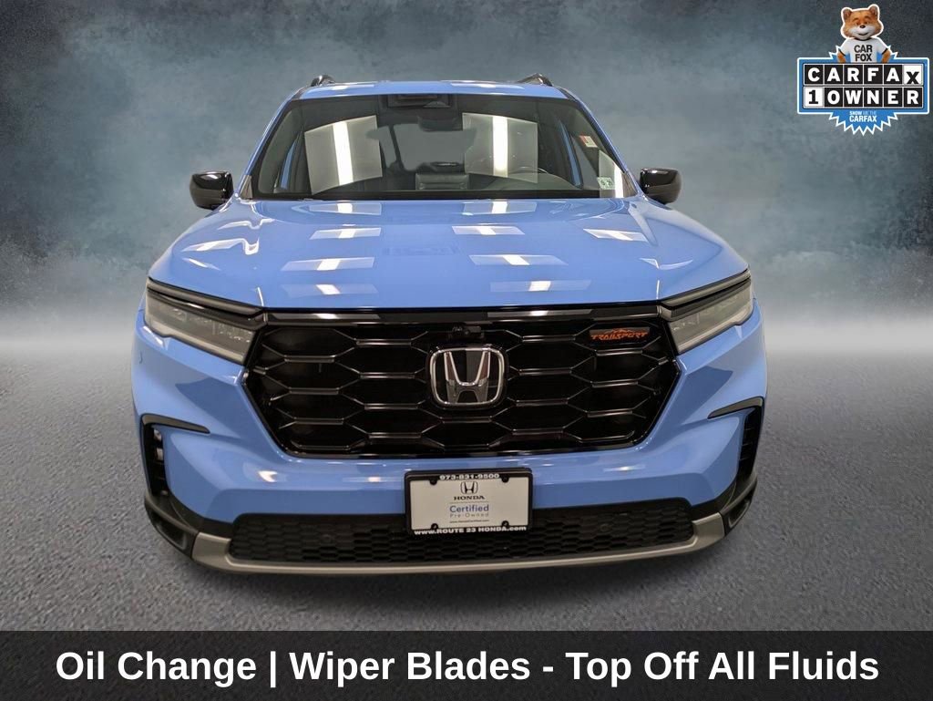 Certified 2025 Honda Pilot TrailSport image 2