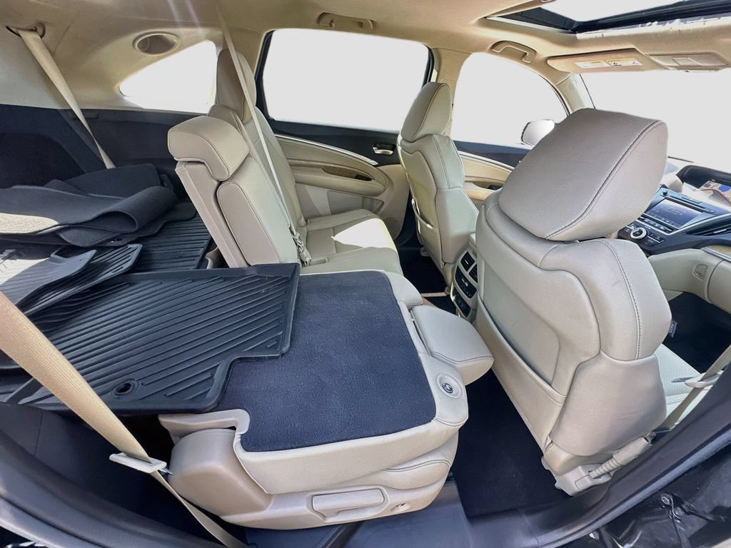 Used 2020 Acura MDX w/ Technology Package AWD/4WD image 24