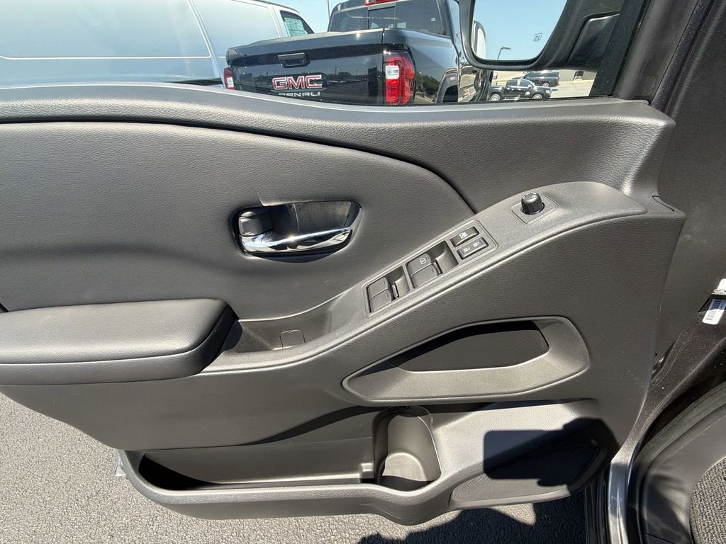 Used 2025 Nissan Frontier SV w/ SV Convenience Package image 19