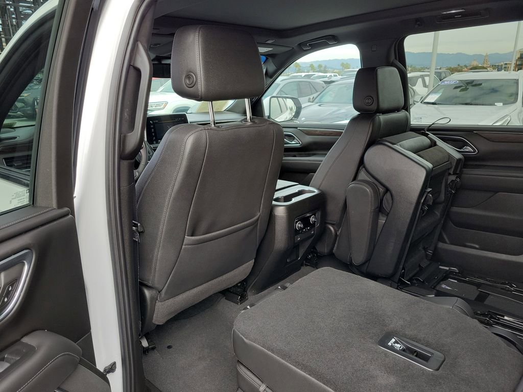 Used 2023 Chevrolet Suburban Z71 image 15