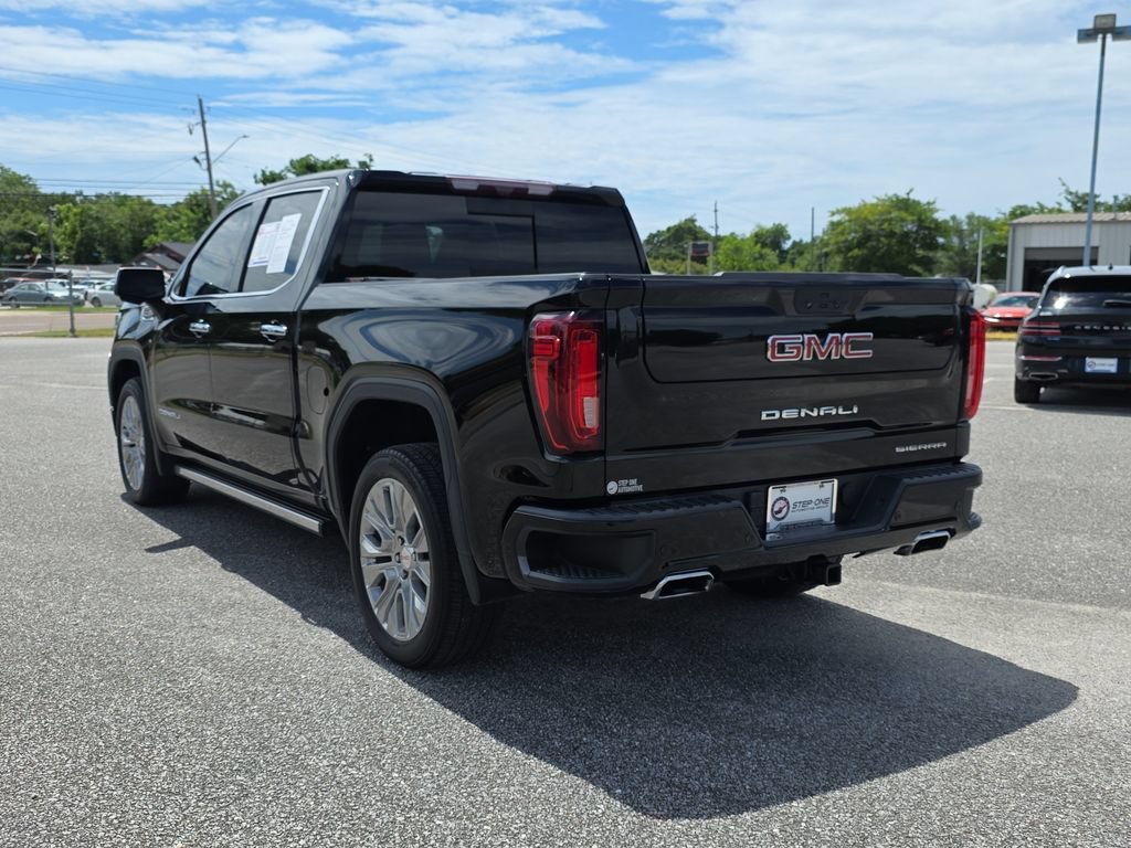 Used 2021 GMC Sierra 1500 Denali w/ Denali Ultimate Package AWD/4WD image 4