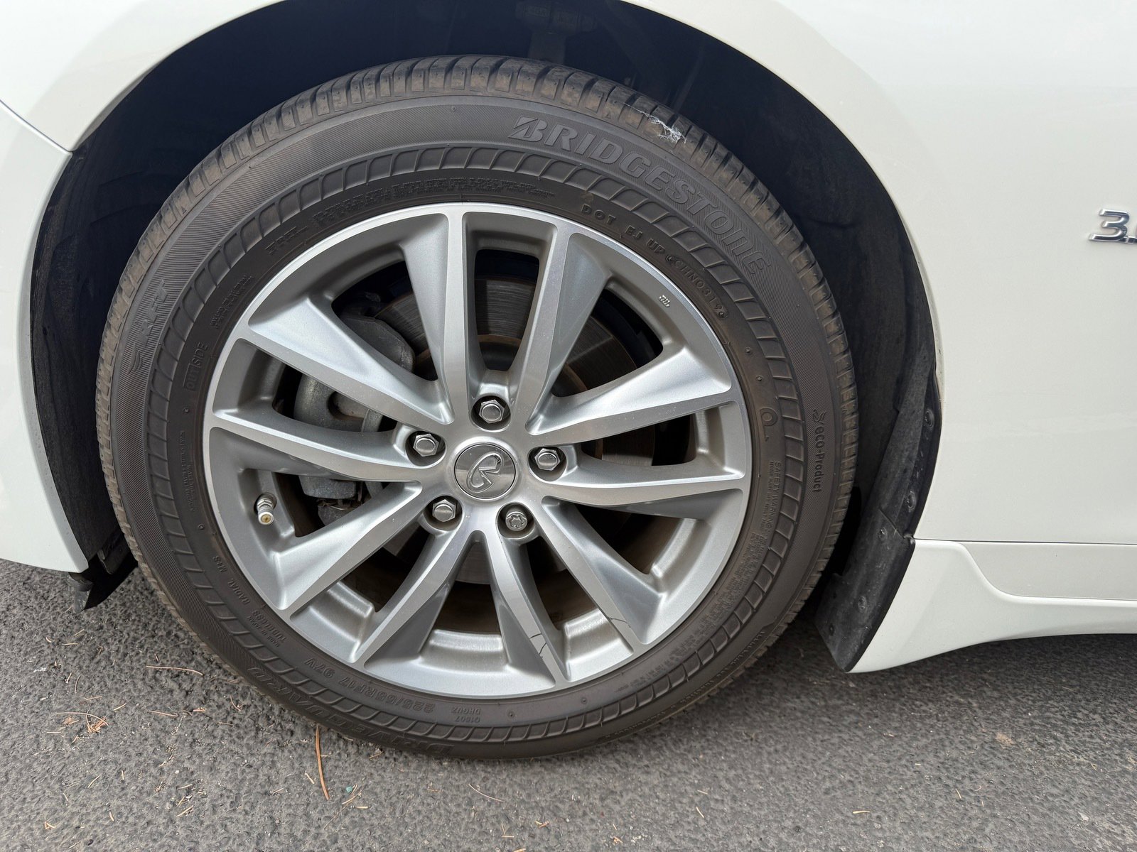 Used 2016 INFINITI Q50 3.0t Premium w/ Driver Assistance Package image 5