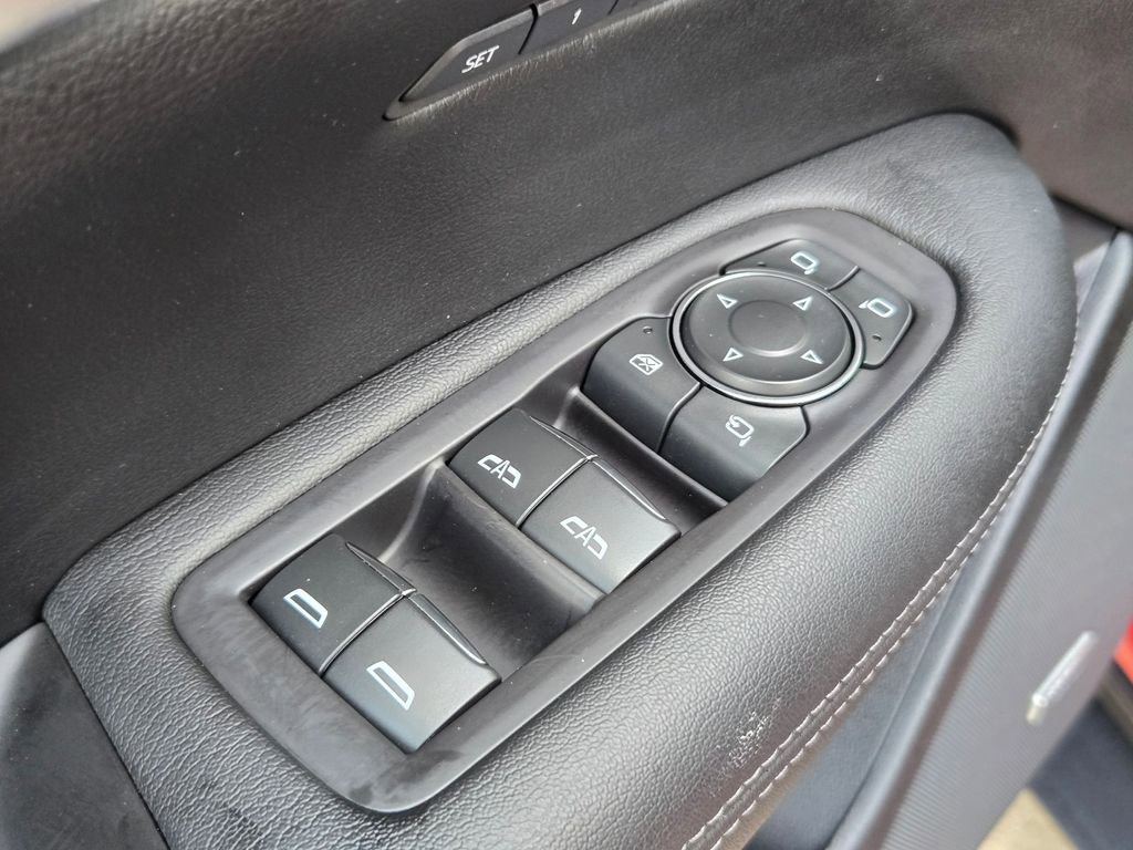 Used 2021 Cadillac XT5 Premium Luxury w/ LPO, Floor Liner Package image 25