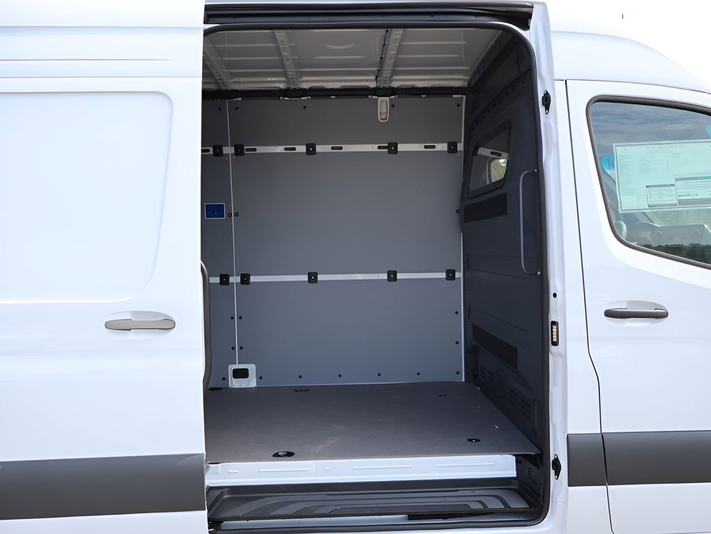 New 2026 Mercedes-Benz Sprinter 144 Cargo image 15