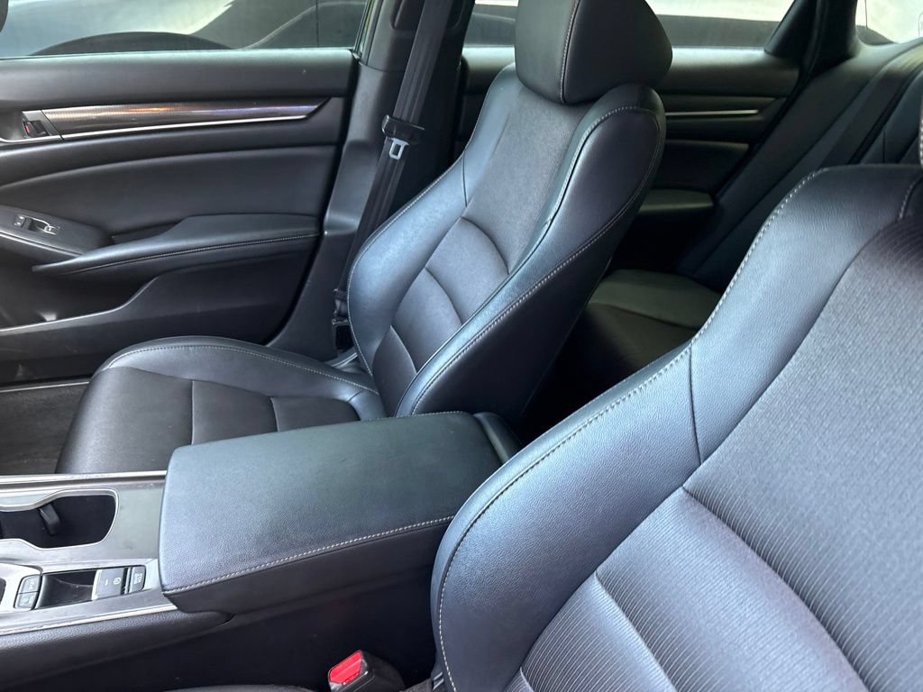 Used 2019 Honda Accord Sport image 13