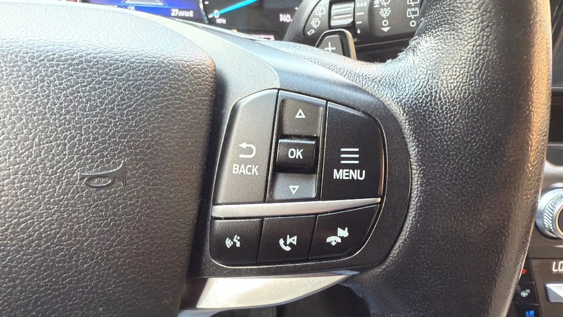 Used 2020 Ford Explorer Limited image 12