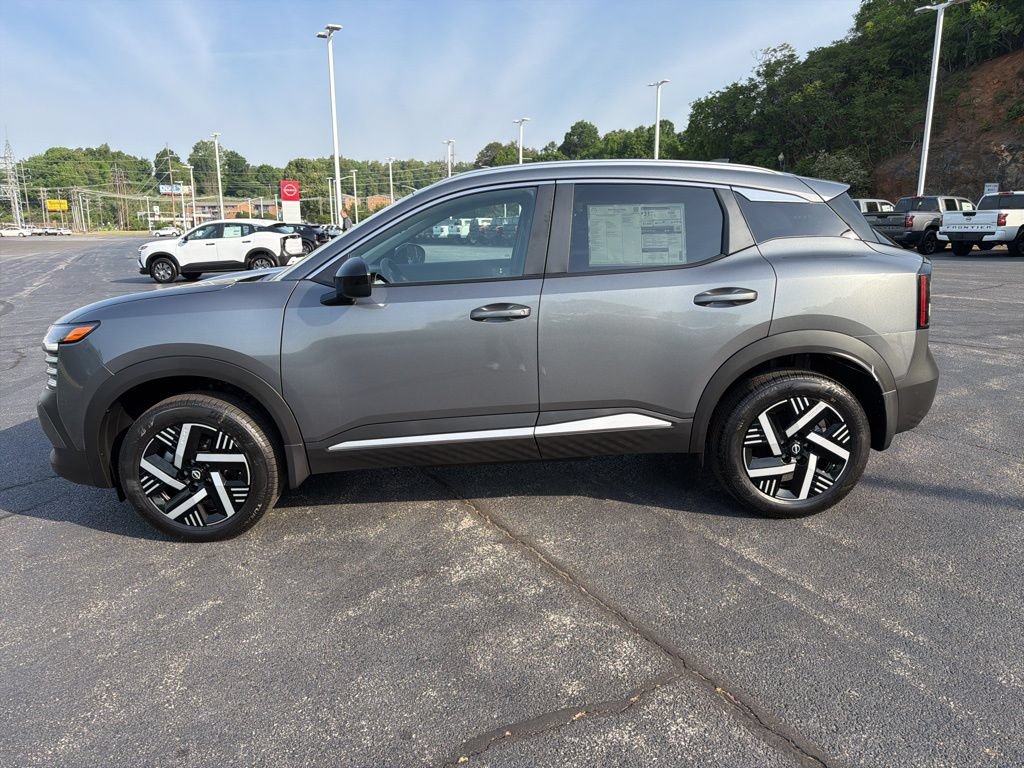 New 2026 Nissan Kicks SV w/ Charging Package FWD image 2
