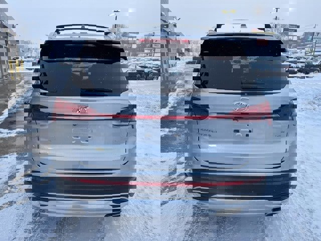 Certified 2022 Hyundai Santa Fe SEL image 17