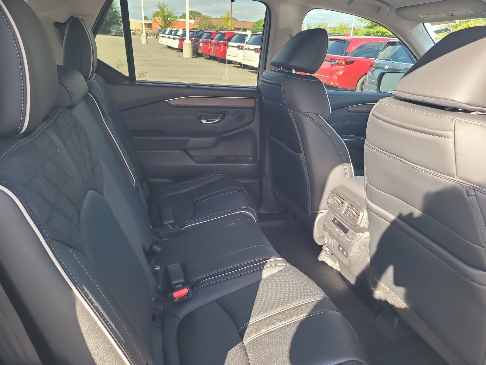 New 2026 Honda Pilot Elite image 30