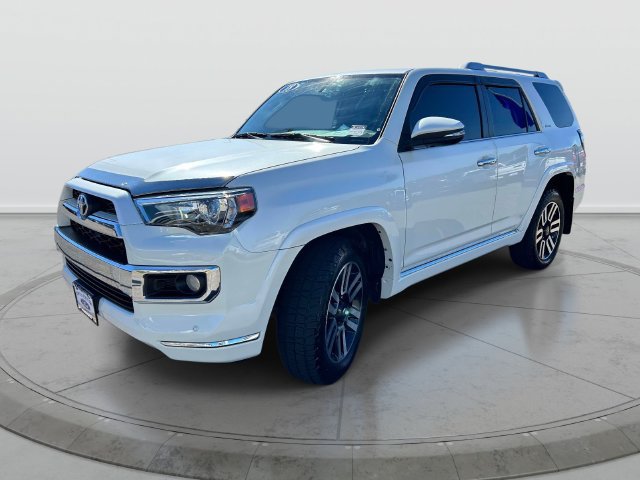 Used 2018 Toyota 4Runner Limited AWD/4WD image 11