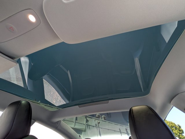 Used 2025 Tesla Model 3 Long Range RWD image 16
