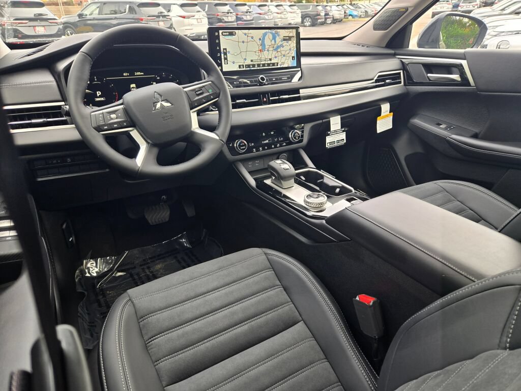 New 2027 Mitsubishi Outlander SE AWD/4WD image 14