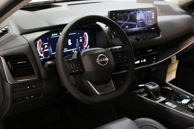 New 2026 Nissan Rogue Platinum w/ Platinum Premium Package image 6