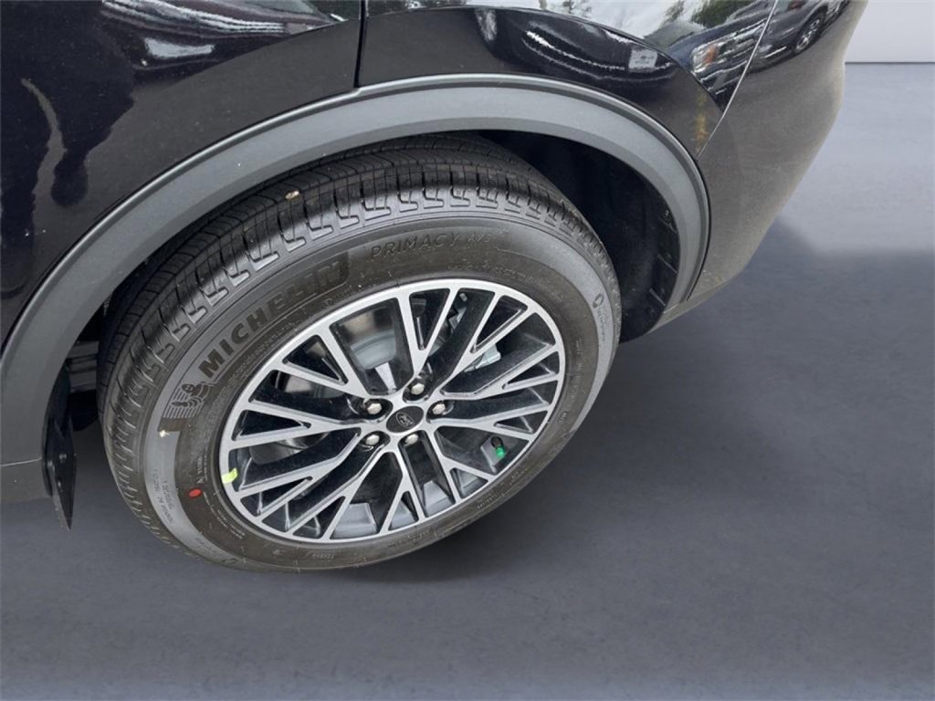 New 2025 Ford Escape SE image 9