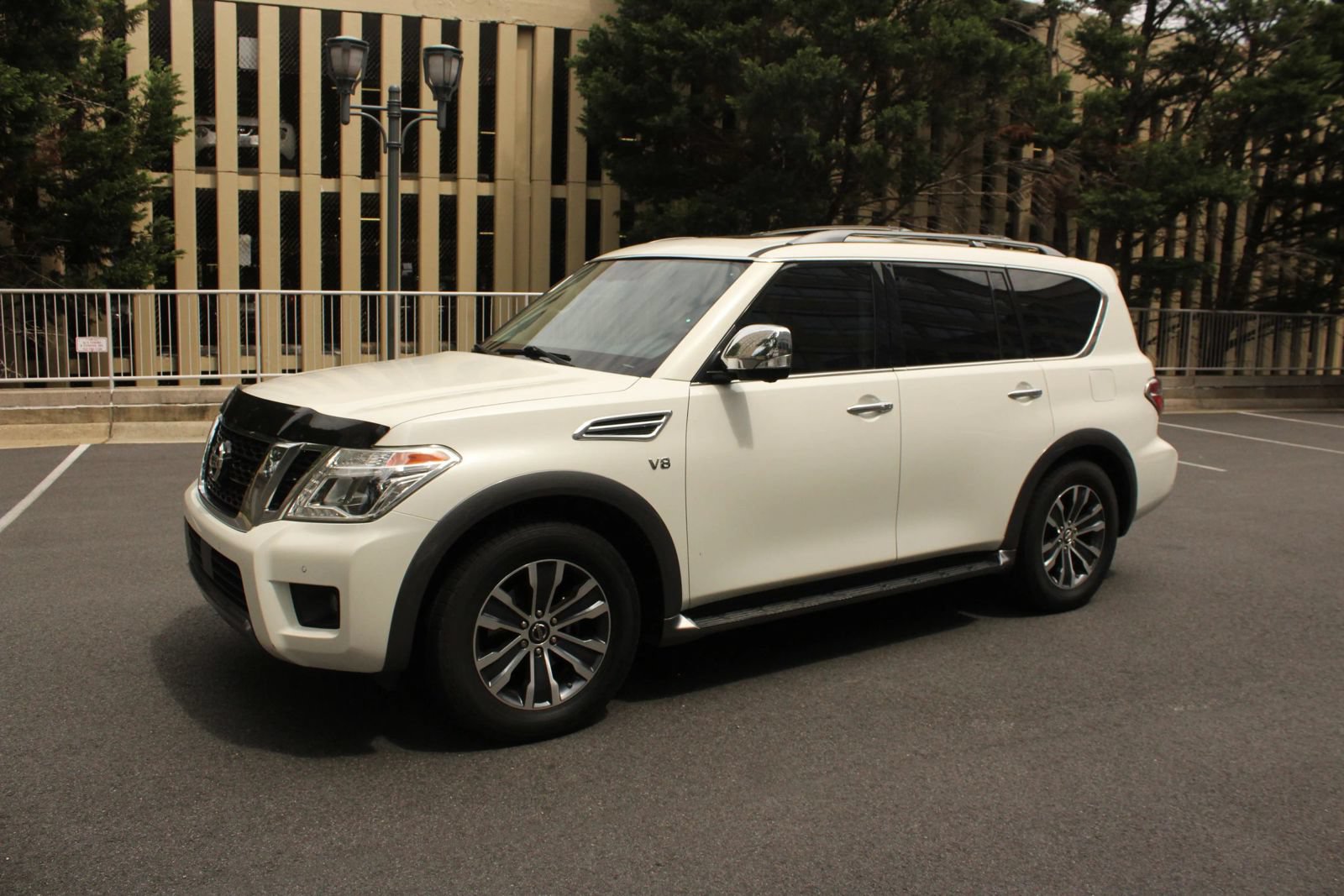 Used 2020 Nissan Armada SL w/ Premium Package RWD image 11