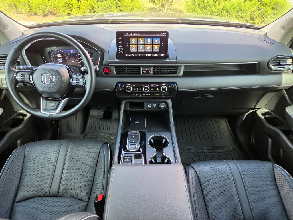 Certified 2024 Honda Pilot Elite image 13