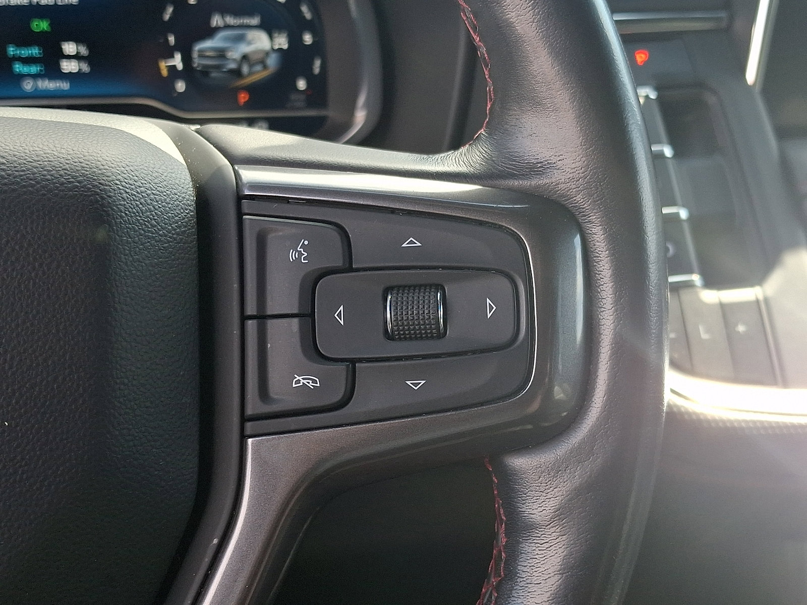 Used 2022 Chevrolet Suburban RST w/ Luxury Package AWD/4WD image 23
