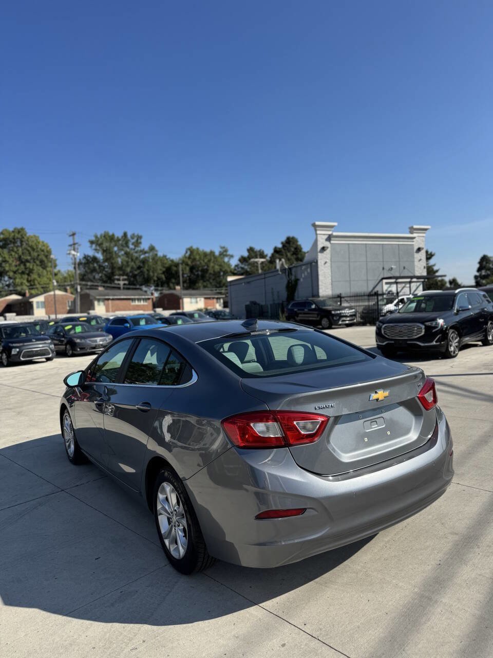 Used 2019 Chevrolet Cruze LT w/ Convenience Package image 7