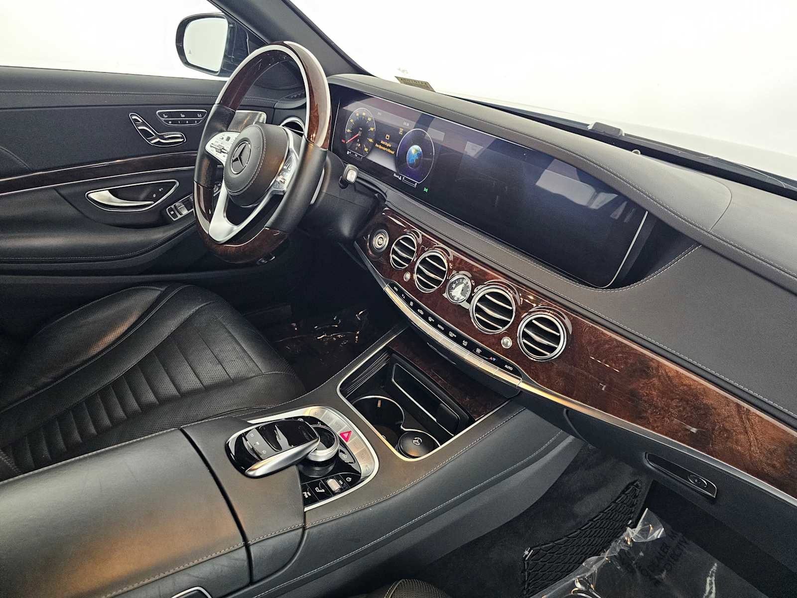 Used 2018 Mercedes-Benz S 560 Sedan image 11