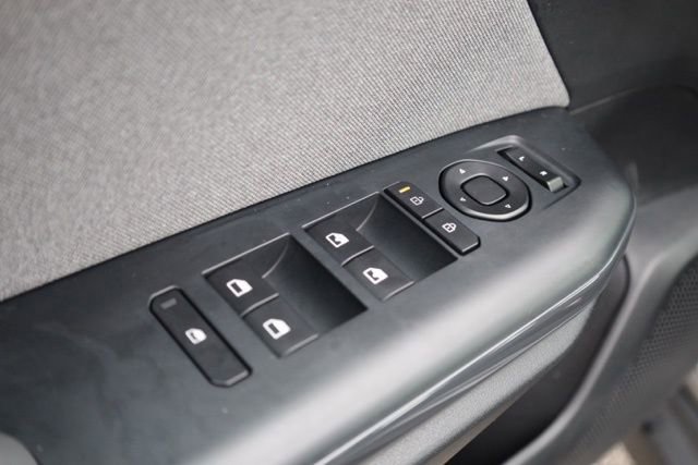 Used 2025 Kia K4 EX image 22