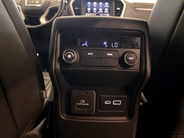 Used 2023 GMC Acadia SLT AWD/4WD image 11